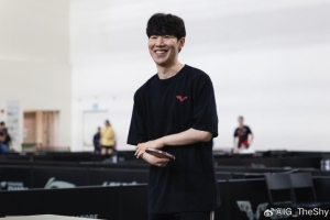 媒体人看Theshy回归：Rookie应该也会一起 博到S赛血赚 没有不亏