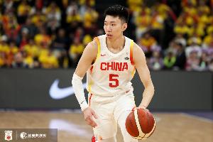 侵略性拉满！廖三宁半场6投4中 拿下全队最高11分3助攻 正负值+10